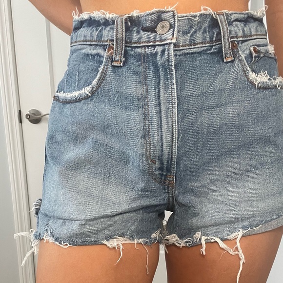 high rise cut-off short - Picture 3 of 6